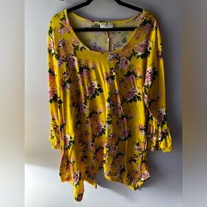 Bobbie Brooks Yellow Floral Top Size 2X
